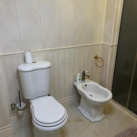 Bed & Breakfast Temptation Airport Fontanarossa Shared House With Several *